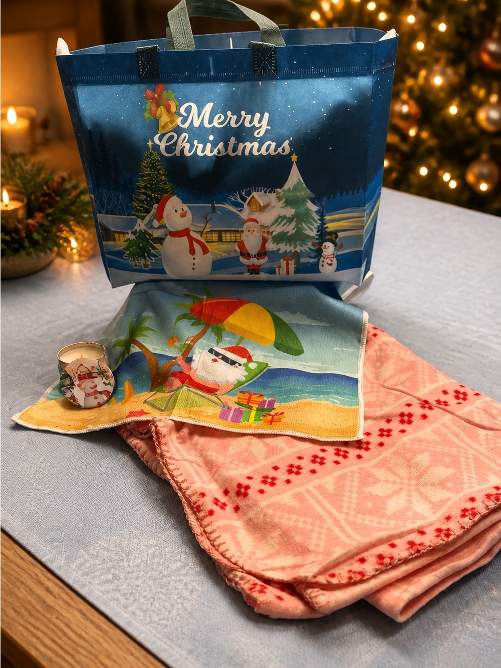 Holiday Snowflake Pink Fleece Throw with Festive Gift Bag ,Towel & candle NWOT